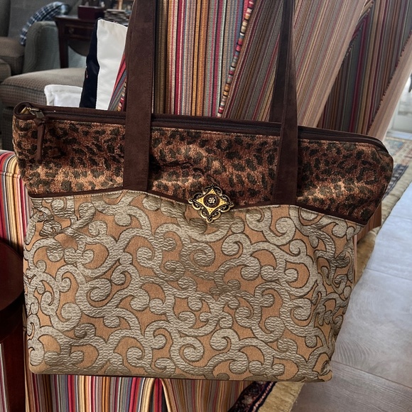 Atenti Leonessa Satchel, ON SALE $157.50, IN STOCK & READY  Atenti Heirloom Satchel Bag